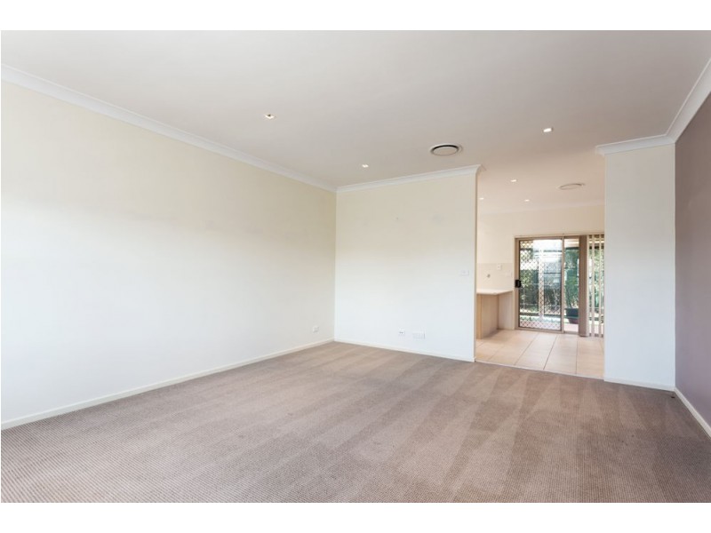 33 Medowie Road, Old Bar NSW 2430