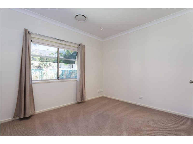 33 Medowie Road, Old Bar NSW 2430