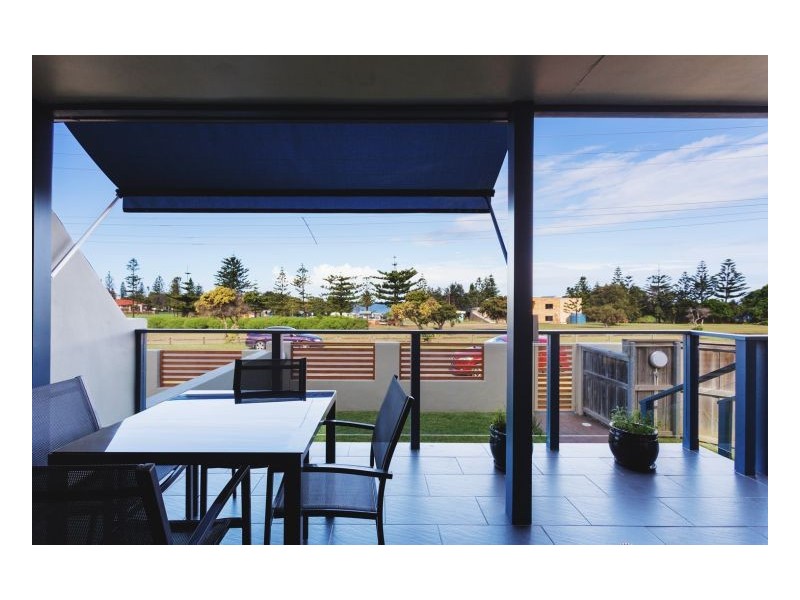 1/7 Ungala Road, Old Bar NSW 2430