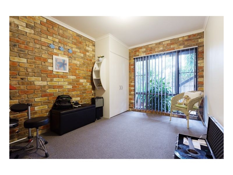 4 Spinnaker Cove, Wallabi Point NSW 2430