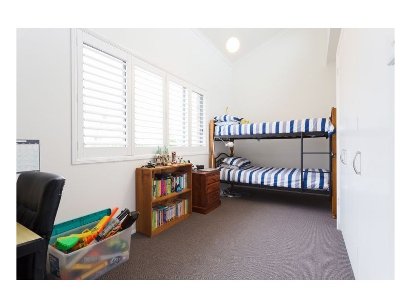 4 Spinnaker Cove, Wallabi Point NSW 2430