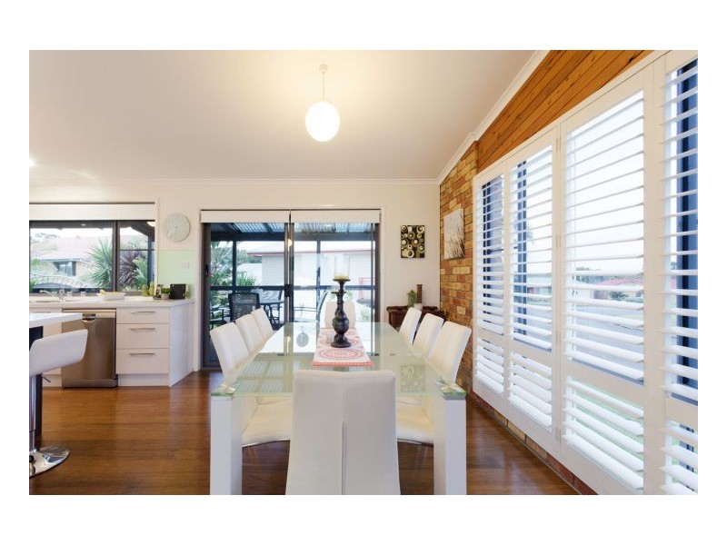 4 Spinnaker Cove, Wallabi Point NSW 2430