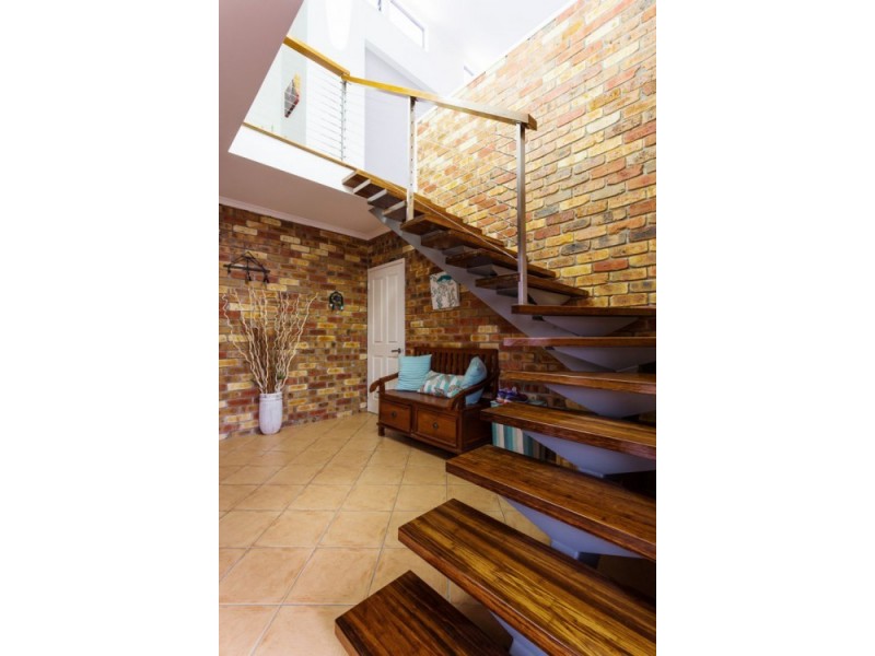 4 Spinnaker Cove, Wallabi Point NSW 2430