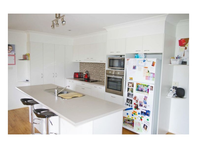 14 Mackerel Way, Old Bar NSW 2430