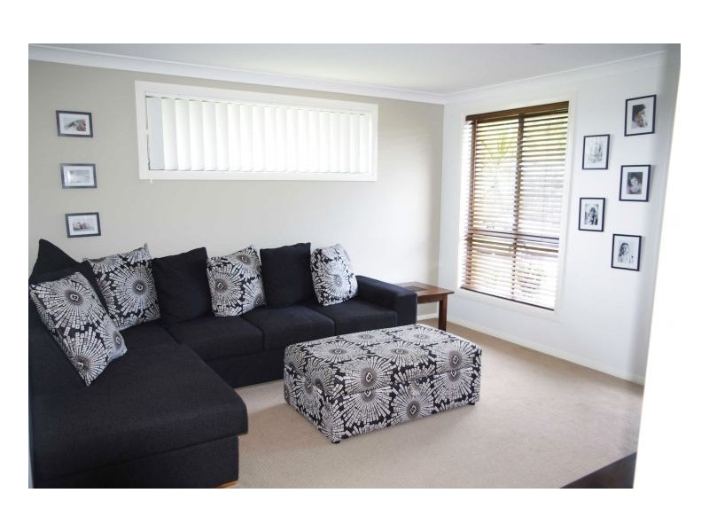 14 Mackerel Way, Old Bar NSW 2430