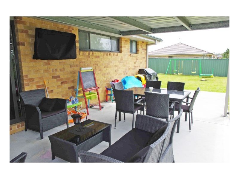 14 Mackerel Way, Old Bar NSW 2430