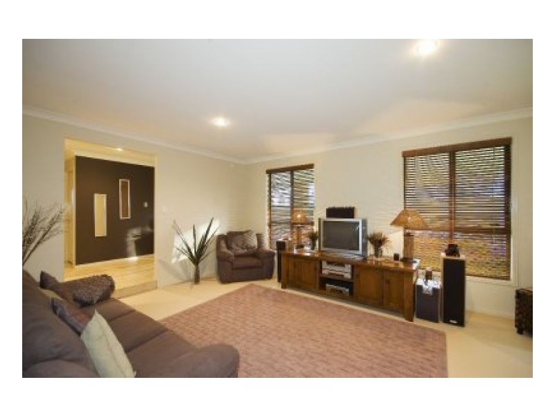 25 Shantull Drive, Wallabi Point NSW 2430