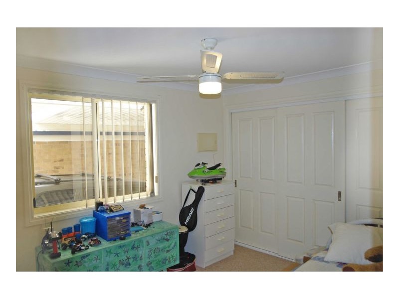 2/64 Old Bar Road, Old Bar NSW 2430