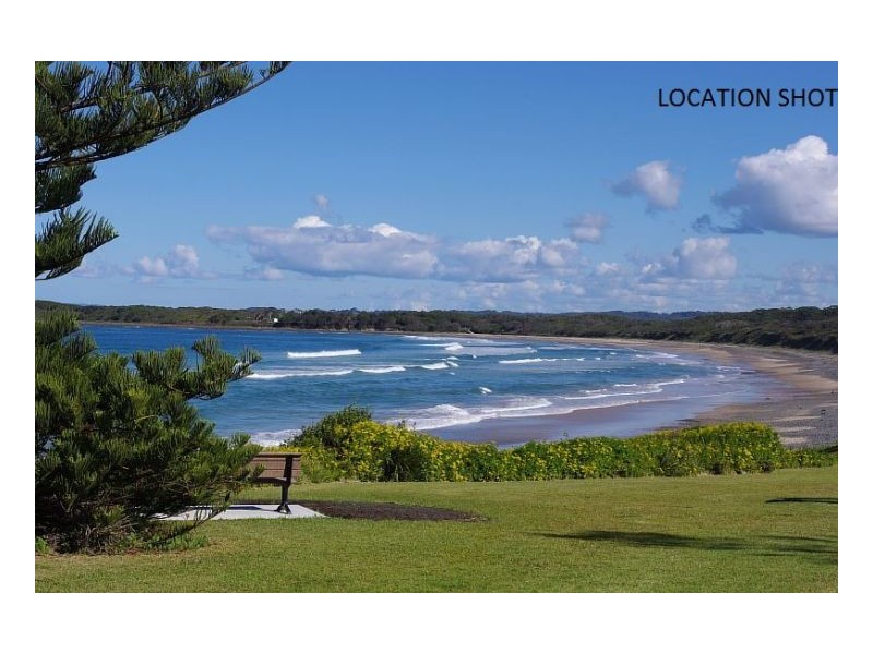 17 Howard Street, Wallabi Point NSW 2430