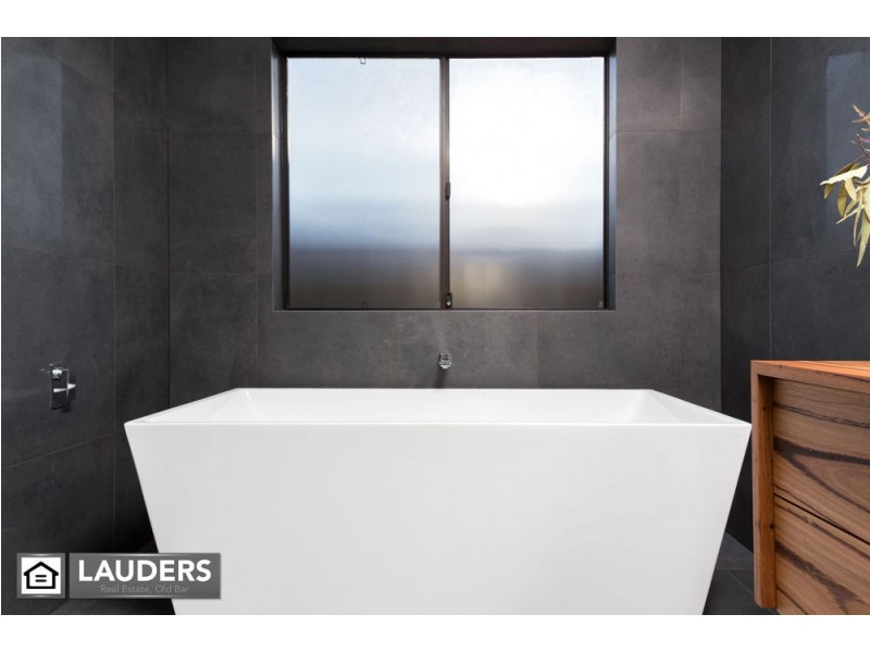 9 Howard Street, Wallabi Point NSW 2430