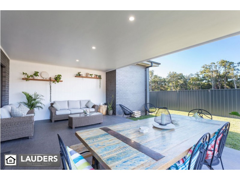 9 Howard Street, Wallabi Point NSW 2430