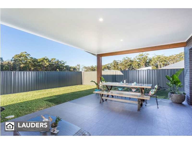 9 Howard Street, Wallabi Point NSW 2430
