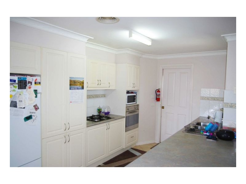 33 Wyden Street, Old Bar NSW 2430