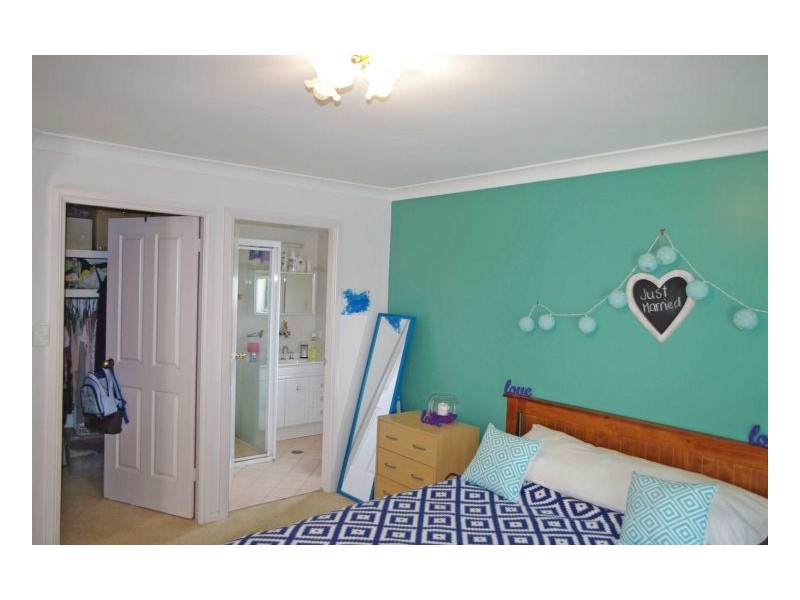 33 Wyden Street, Old Bar NSW 2430