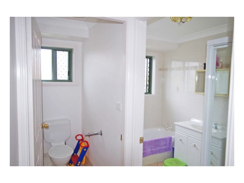 33 Wyden Street, Old Bar NSW 2430