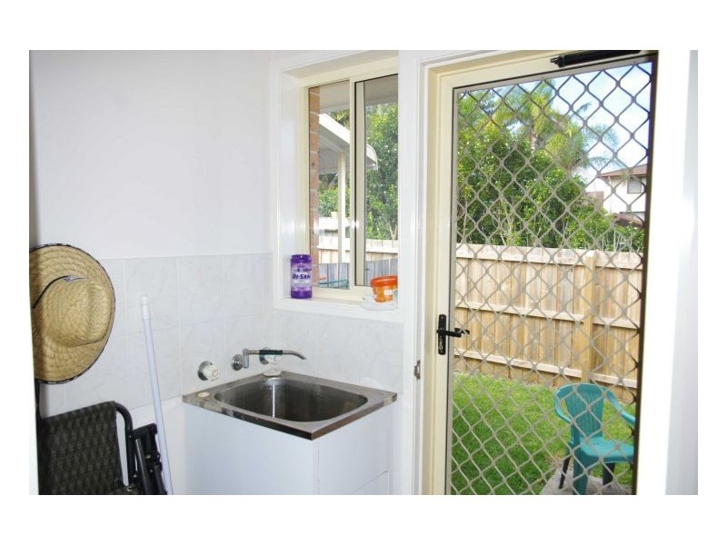 2/23 Smith Street, Old Bar NSW 2430