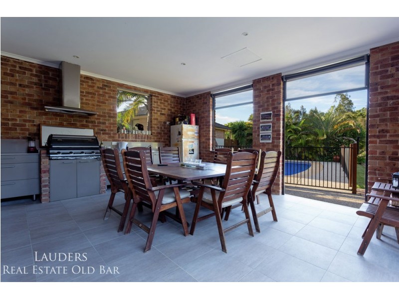 128 Waterman Street, Old Bar NSW 2430