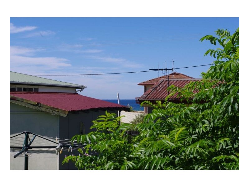 4 George Street, Old Bar NSW 2430