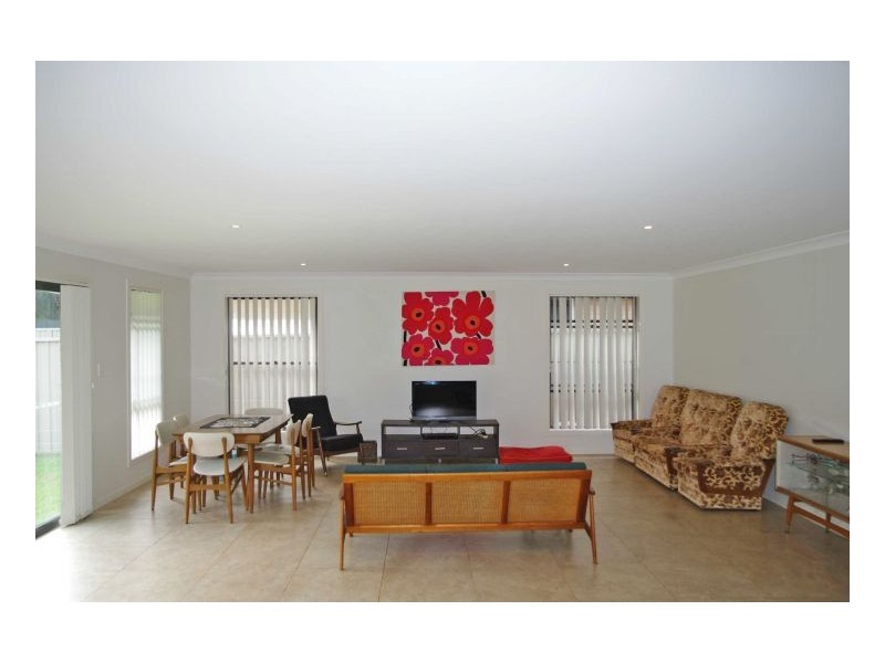 47 Albatross Way, Old Bar NSW 2430