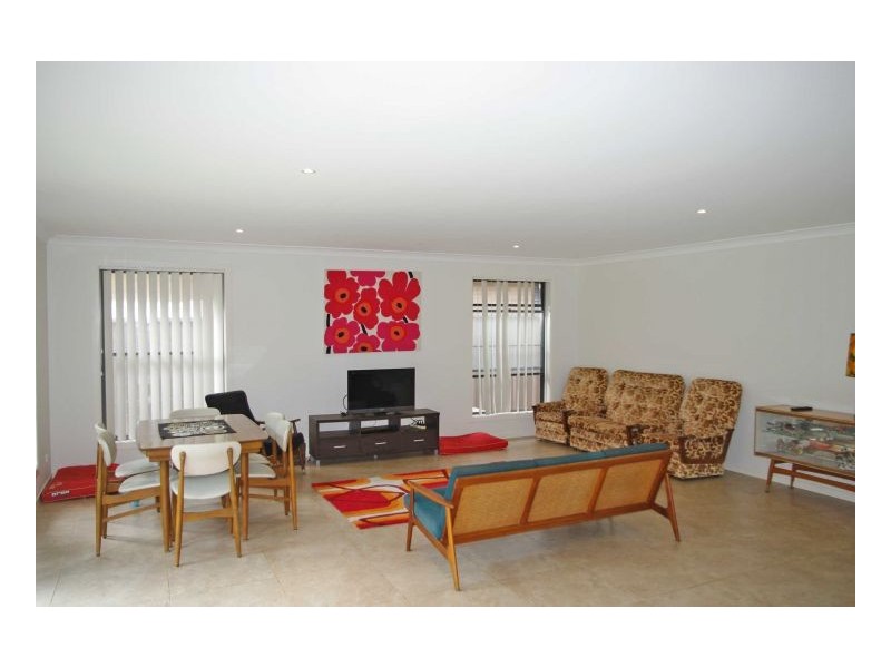 47 Albatross Way, Old Bar NSW 2430