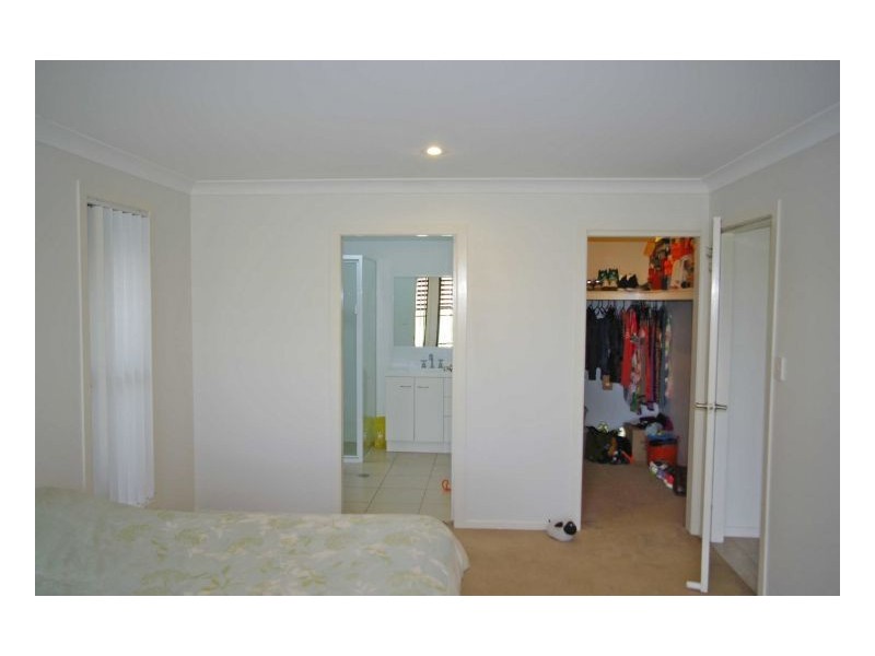 47 Albatross Way, Old Bar NSW 2430