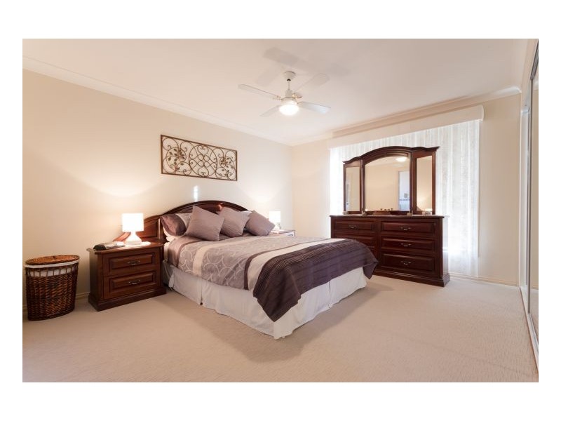 28 Medowie Road, Old Bar NSW 2430