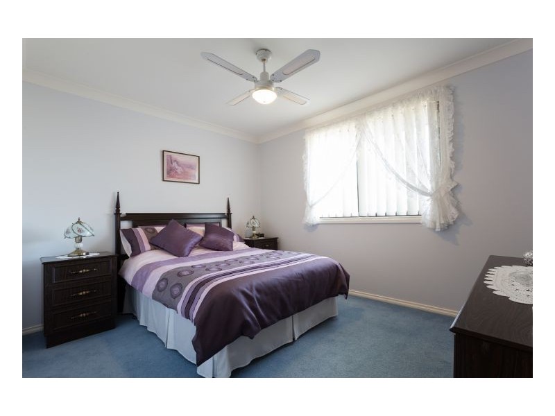 28 Medowie Road, Old Bar NSW 2430