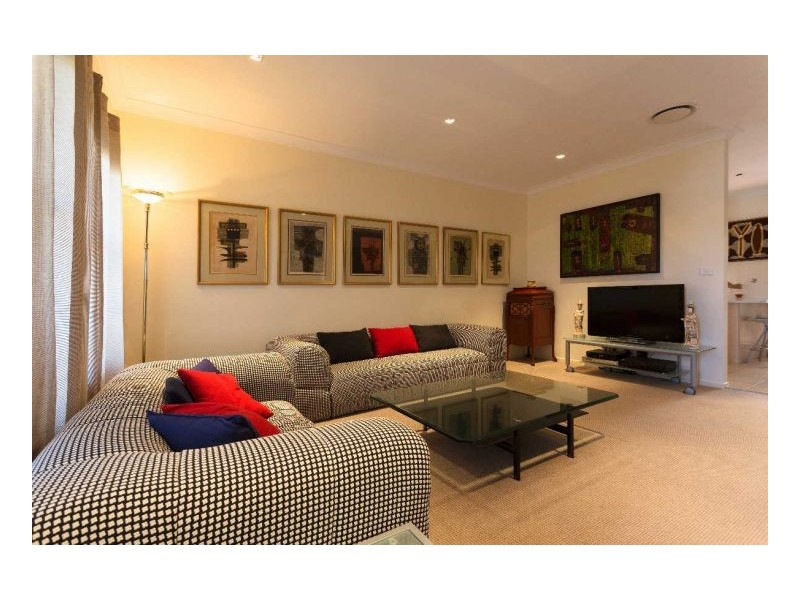 33 Medowie Road, Old Bar NSW 2430