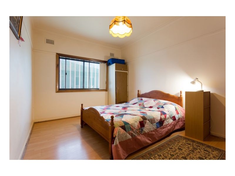 4 Robertson Street, Taree NSW 2430