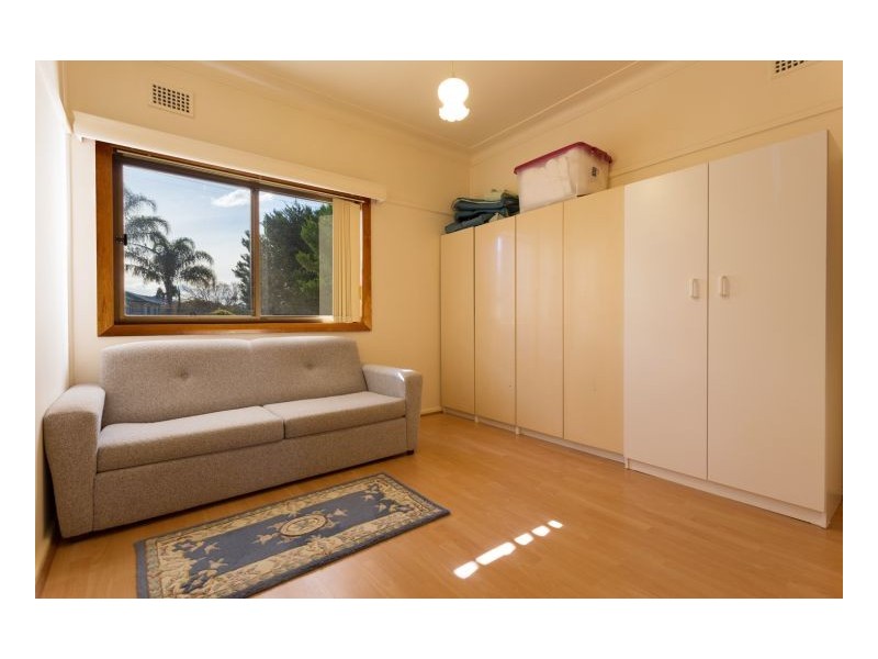 4 Robertson Street, Taree NSW 2430