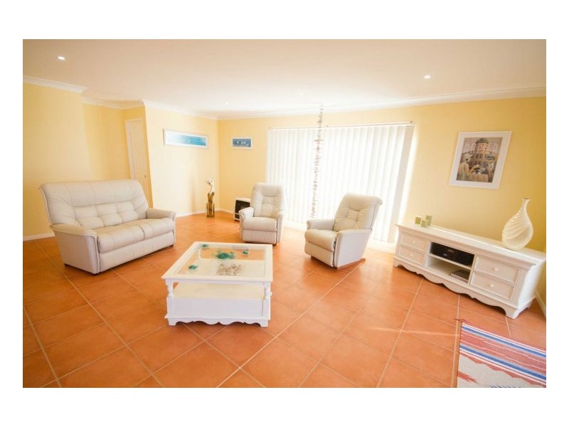 24 Ocean Drive, Wallabi Point NSW 2430