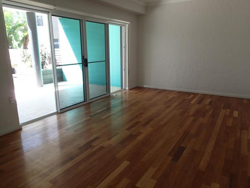 1,3,38 Lewis Street, Old Bar NSW 2430