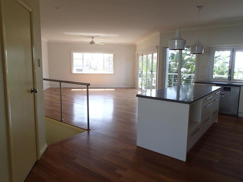 1,3,38 Lewis Street, Old Bar NSW 2430