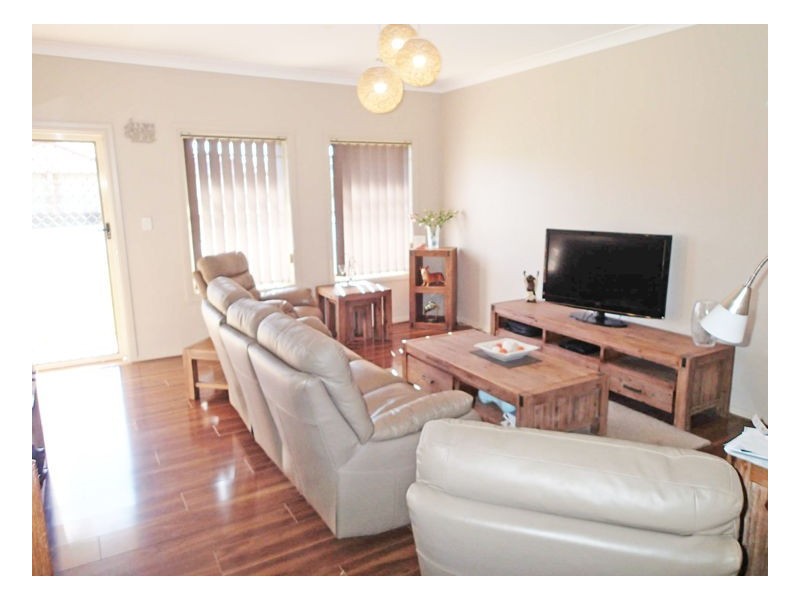 5 Berber Road, Old Bar NSW 2430