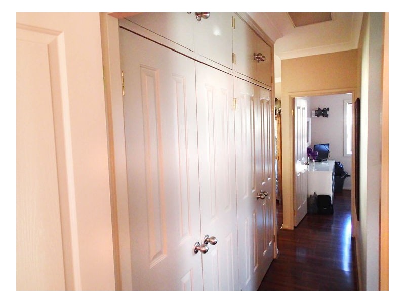 5 Berber Road, Old Bar NSW 2430