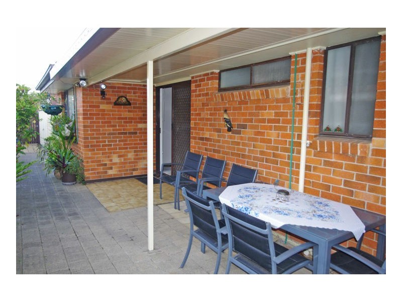 2 Joel Drive, Old Bar NSW 2430
