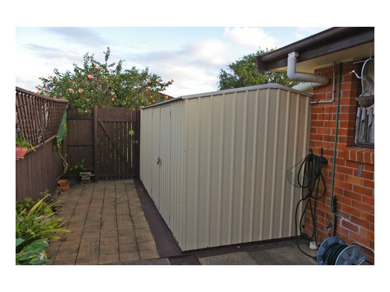 2 Joel Drive, Old Bar NSW 2430