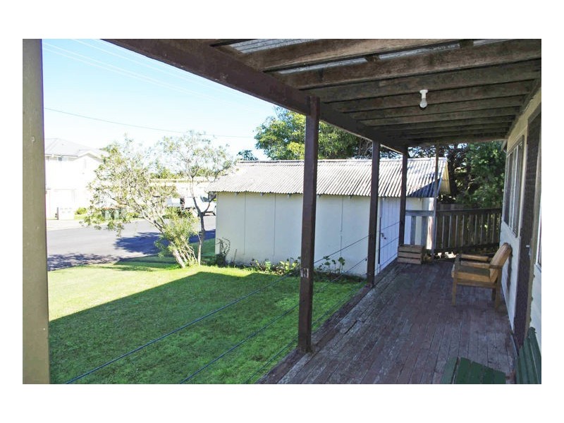 9 Connell Street, Old Bar NSW 2430
