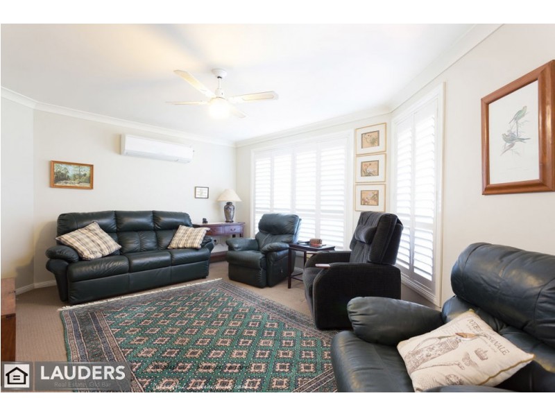 28 Bluehaven Drive, Old Bar NSW 2430