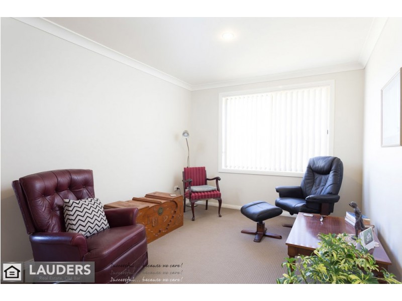 28 Bluehaven Drive, Old Bar NSW 2430