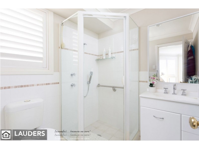 28 Bluehaven Drive, Old Bar NSW 2430