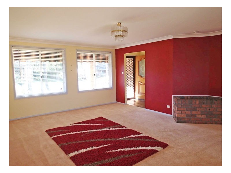 81 Waterman Street, Old Bar NSW 2430