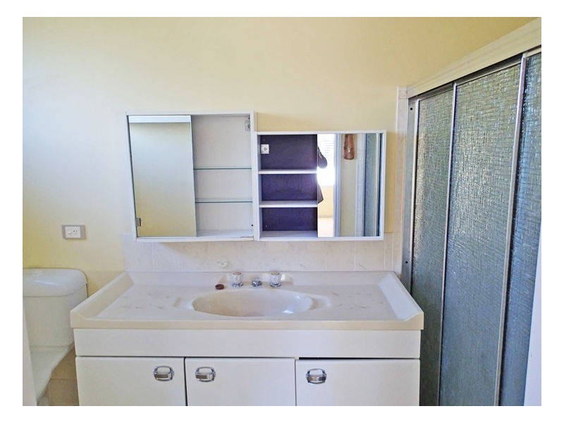 81 Waterman Street, Old Bar NSW 2430