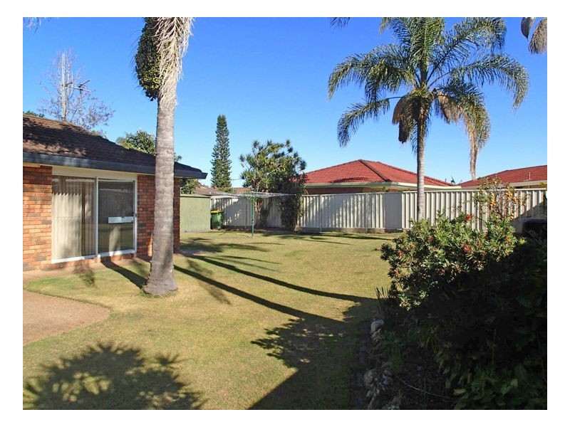 81 Waterman Street, Old Bar NSW 2430