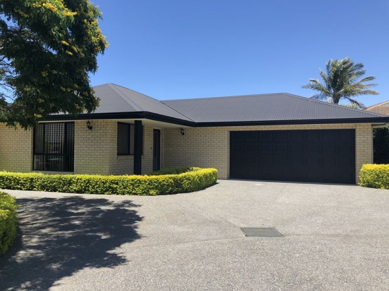 2/22 Mistral Place, Old Bar NSW 2430