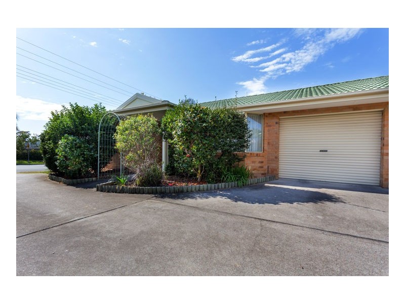 1/76 Old Bar Road, Old Bar NSW 2430