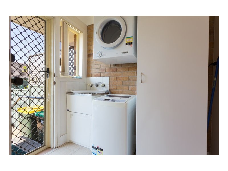 1/76 Old Bar Road, Old Bar NSW 2430