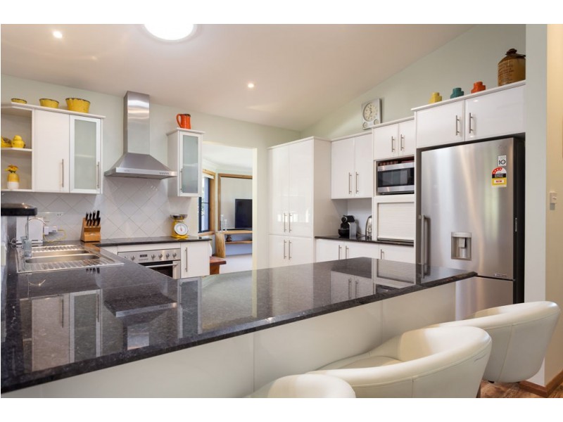 13 Shantull Drive, Wallabi Point NSW 2430