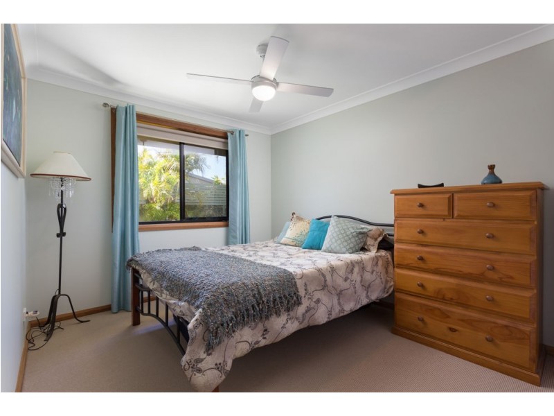13 Shantull Drive, Wallabi Point NSW 2430