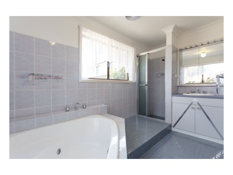 20 Belle Villa Parade, Old Bar NSW 2430